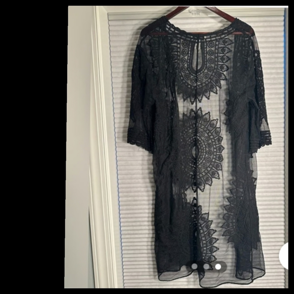 Semi Sheer Black Lace Floral Embroidered One-Size Kimono Cover-Up Duster OS